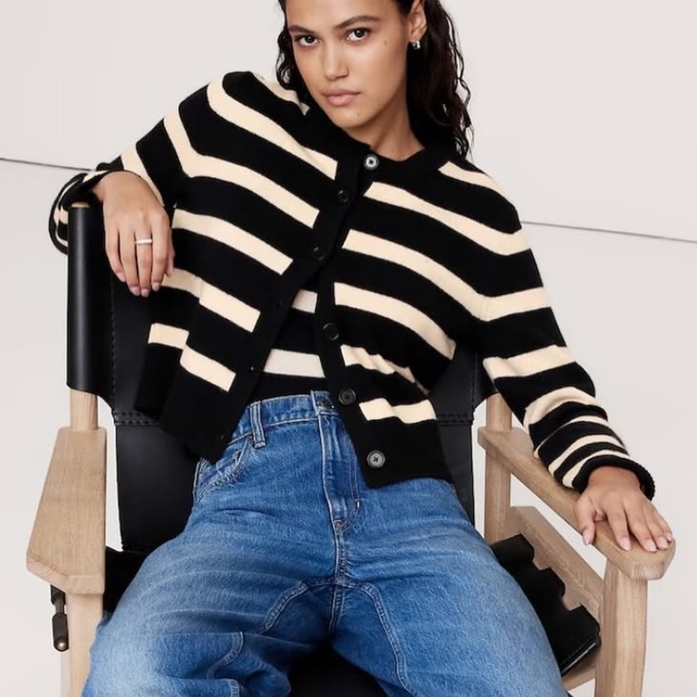 NWOT Banana Republic 100% cashmere relaxed cardigan XXS